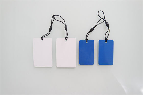 Nhãn dán RFID 512 bit Nhãn trang phục RFID Thẻ đọc khoảng cách 5 mét