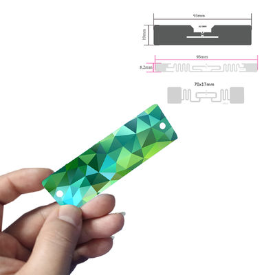 In thẻ UHF RFID 130X40mm Đọc đường dài 860 ~ 960MHz